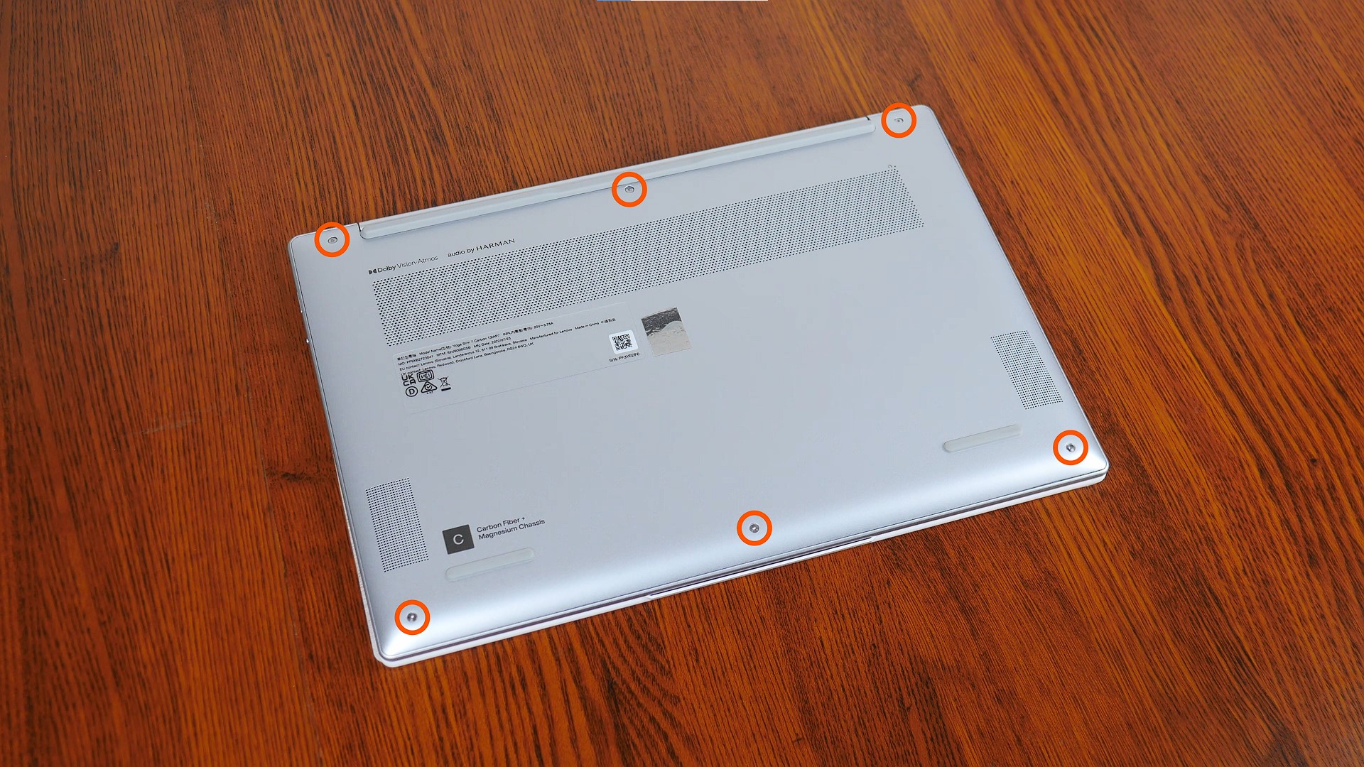 Review: Lenovo Yoga Slim 7i Carbon 13IAP7 Ultra Portable Laptop Review: Lenovo Yoga Slim 7i Carbon 13IAP7 Ultra Portable Laptop